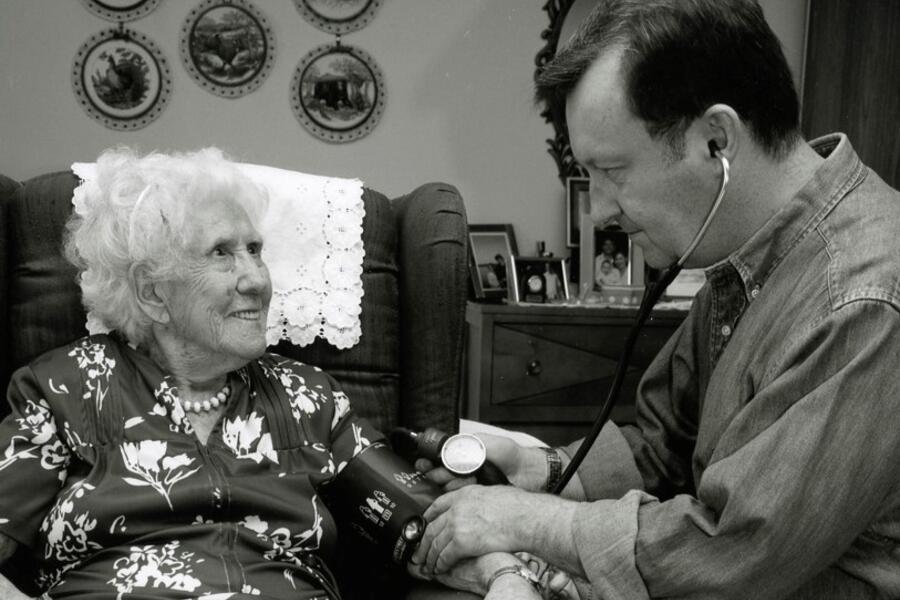 Mrs. Betty J., age 100, at home with Dr. Mark Nowaczynski