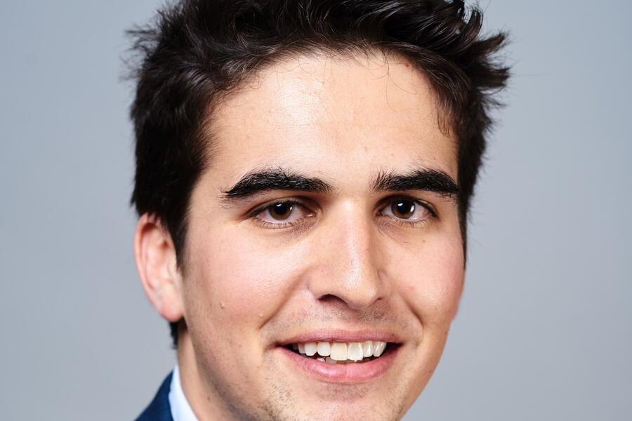 Dr. Daniel Pincus
