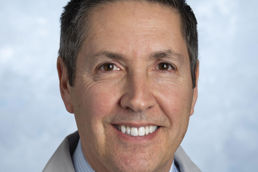 Photo of Dr. Gregory Mishkel