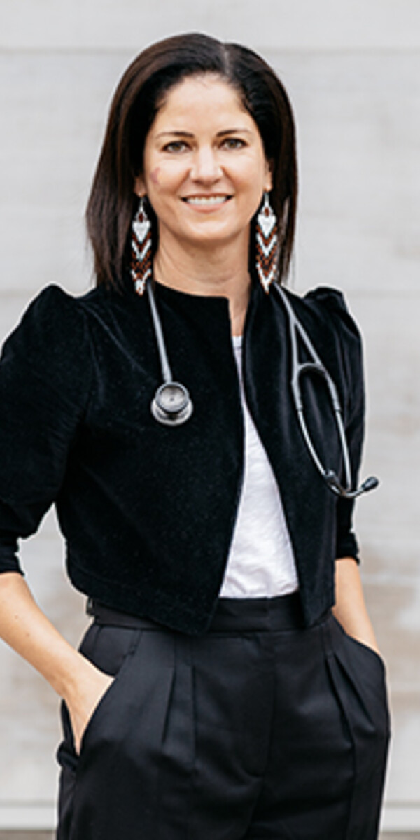 Professor Lisa Richardson