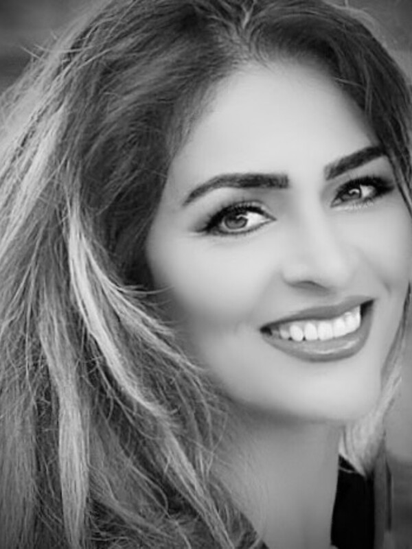 Photo of Sarah Mahdavi