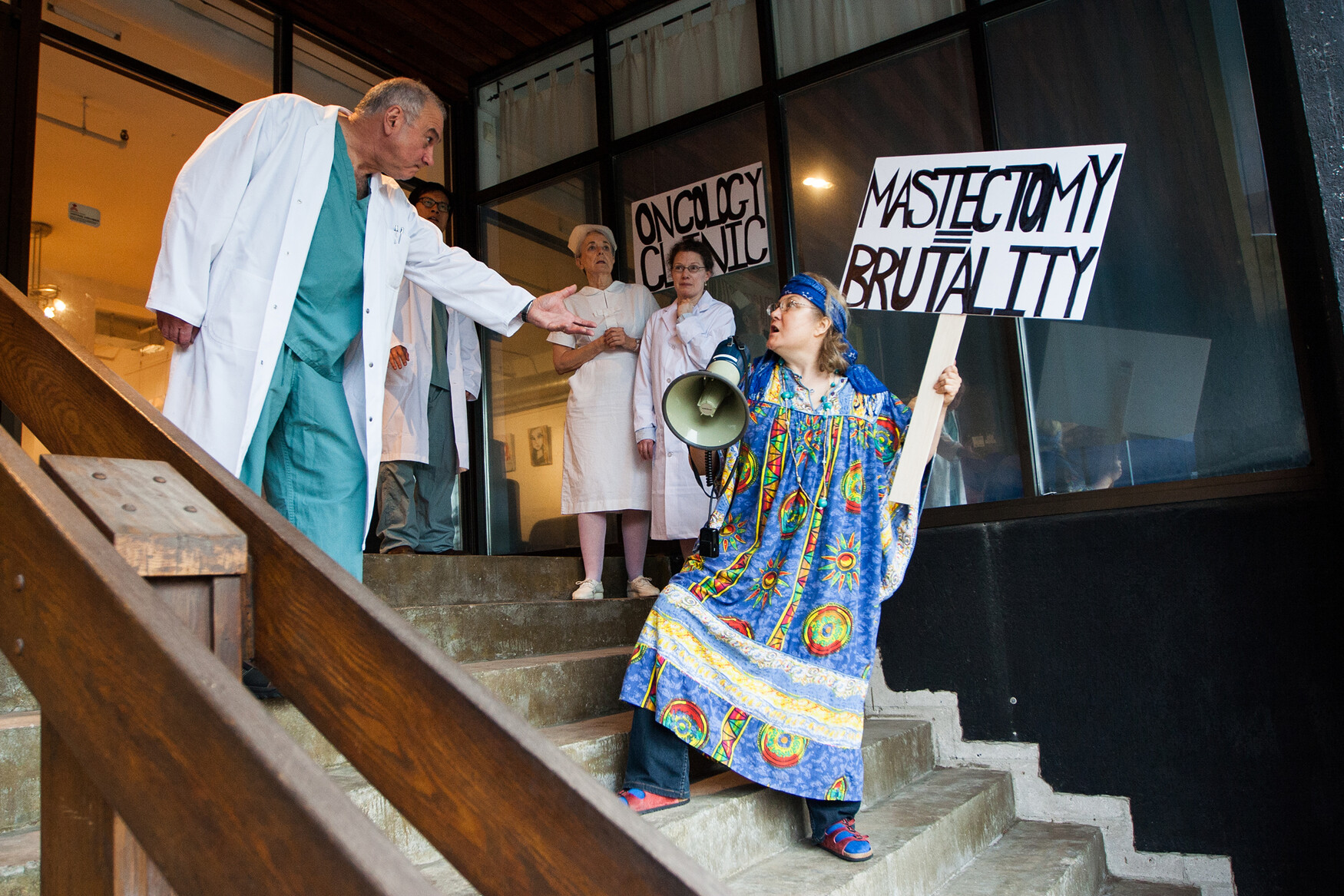 Radical - Vera Peters cast on steps