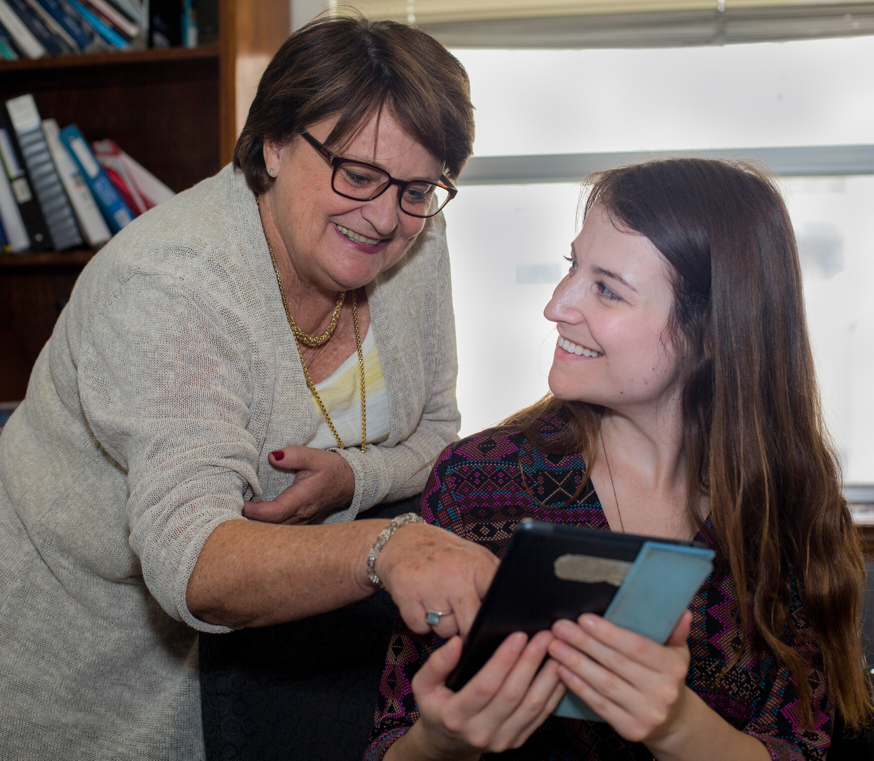 U of T Professor Mary L’Abbé and Jodi Bernstein