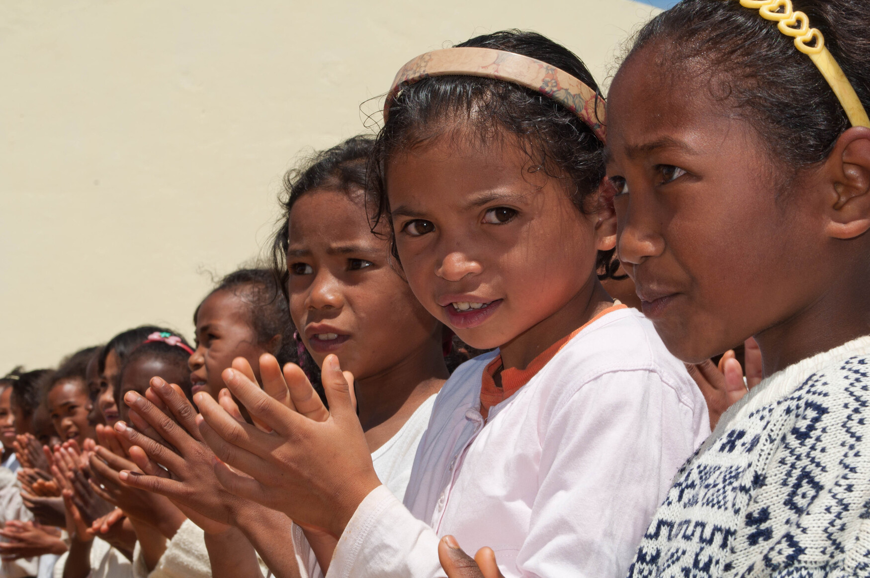 Merina girls of highland Madagascar. Credit: https://www.flickr.com/photos/saveoursmile/5614134410/in/photostream