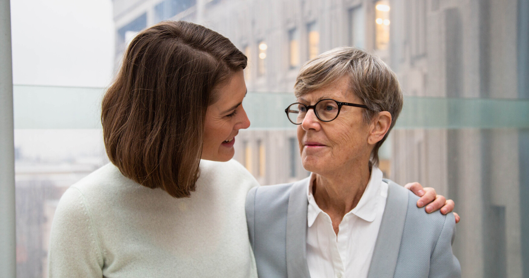 Stephanie Fauquier and her mother, Dr. Robin McLeod