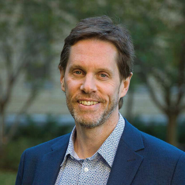 Headshot of Rob Fowler