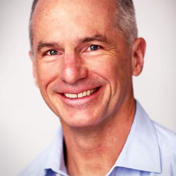 Headshot of Dr. Edward Etchells
