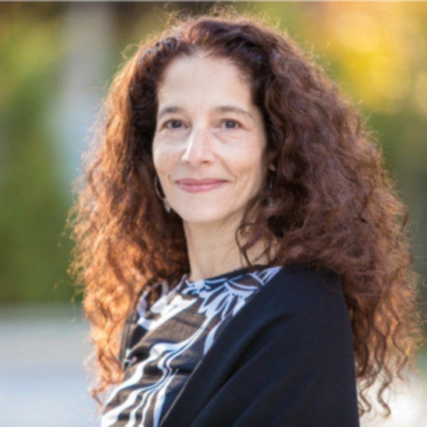 Headshot of Dr. Shipra Ginsburg