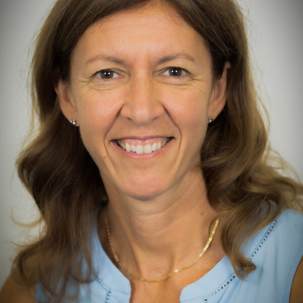 Headshot of Sarah McClennan