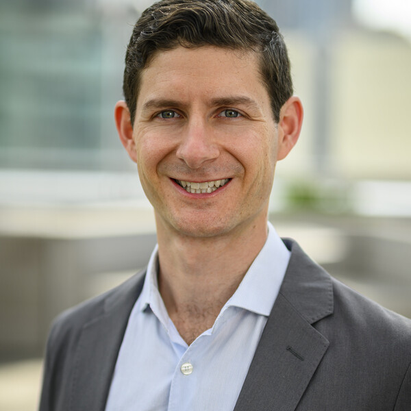 Headshot of Robert Vanner